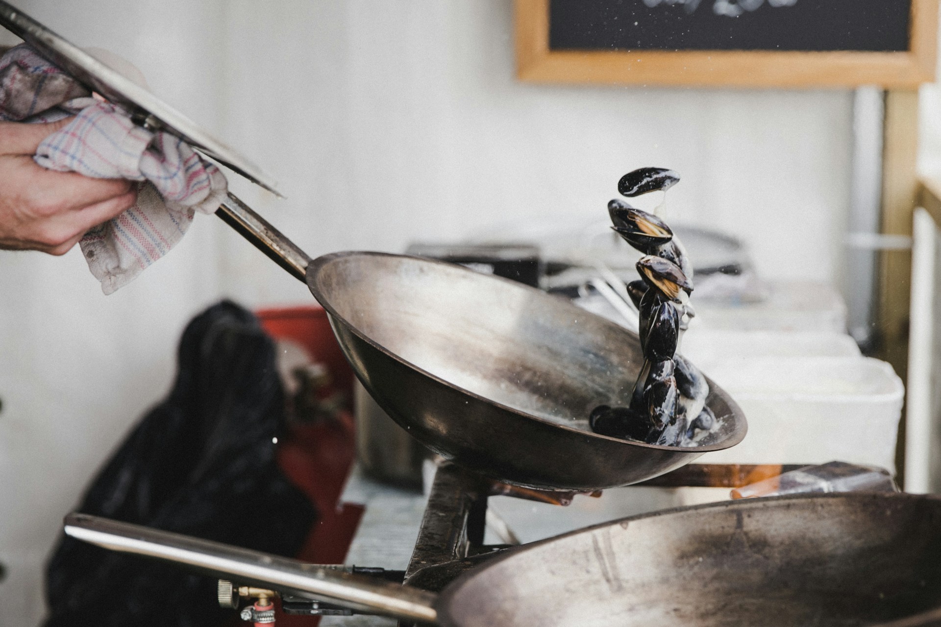 Mussels are a great match for Sauvignon Blanc