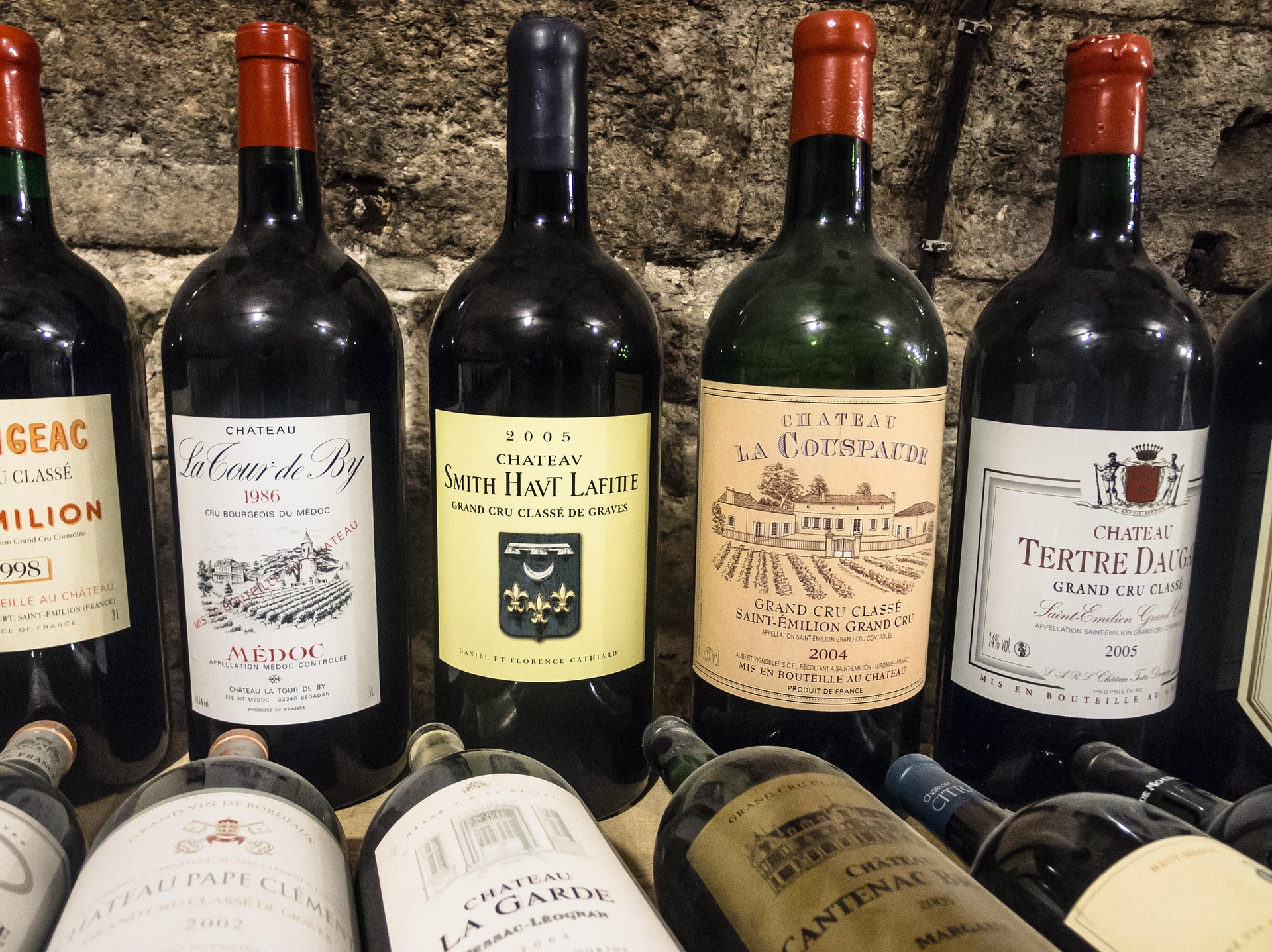 A lot of Bordeaux blends feature Merlot prominently.