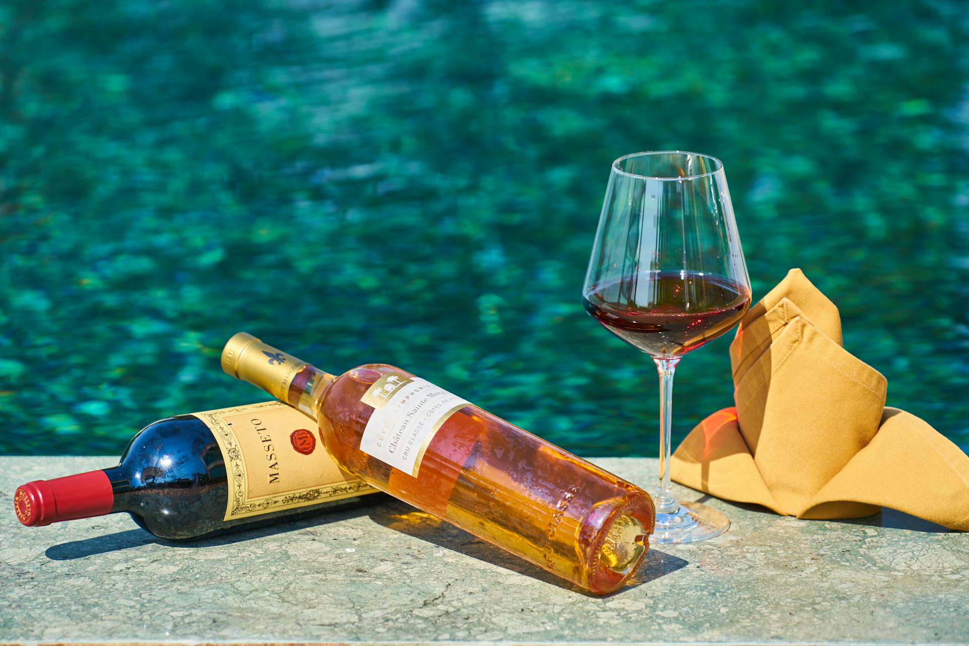 Pool = wine and mood pairing